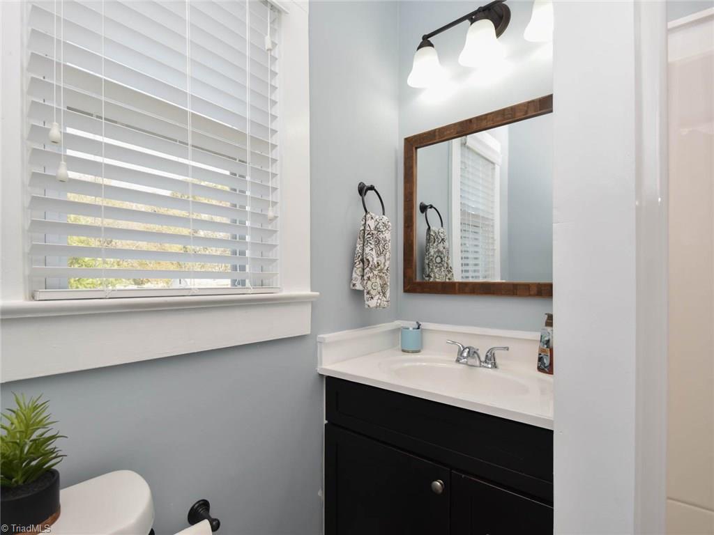 2759 Darrow Road Walkertown, NC 27051 - Photo 13 of 24 Gallery Image 13