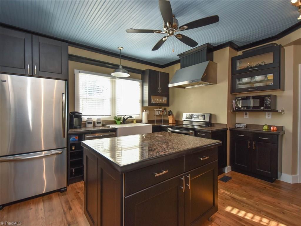2759 Darrow Road Walkertown, NC 27051 - Photo 4 of 24 Gallery Image 4