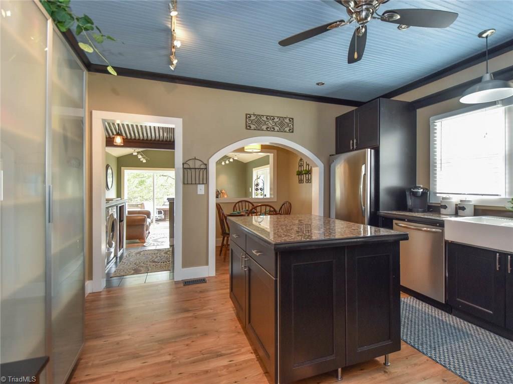 2759 Darrow Road Walkertown, NC 27051 - Photo 5 of 24 Gallery Image 5