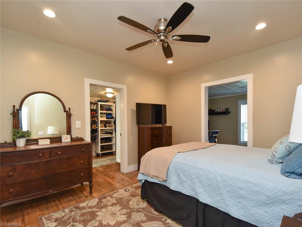 2759 Darrow Road Walkertown, NC 27051 - Photo 7 of 24 Gallery Image 7