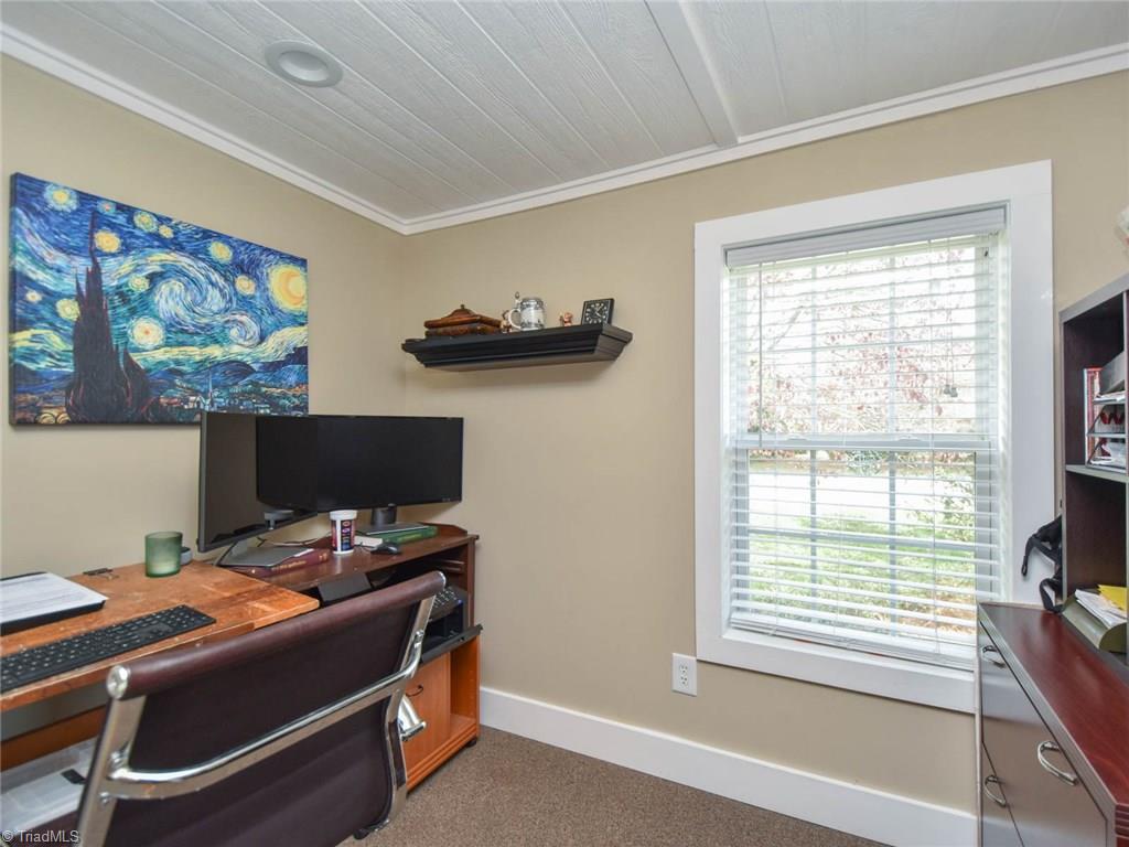 2759 Darrow Road Walkertown, NC 27051 - Photo 8 of 24 Gallery Image 8