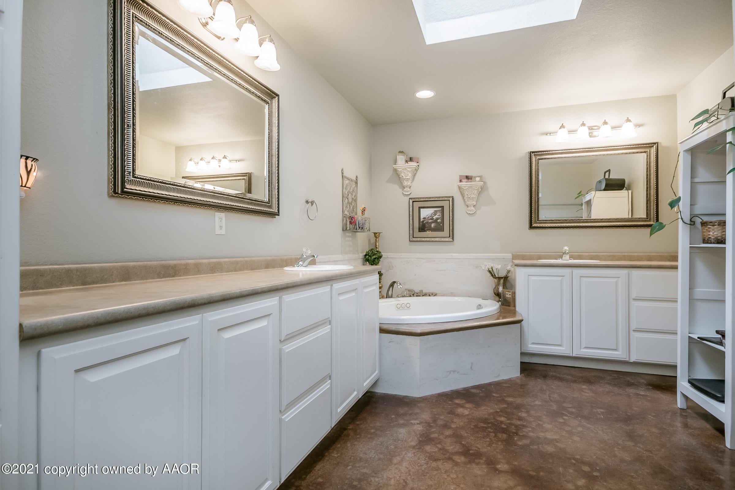 8350 Kemper Road Canyon, TX 79015 - Photo 14 of 28 014_Master Bathroom