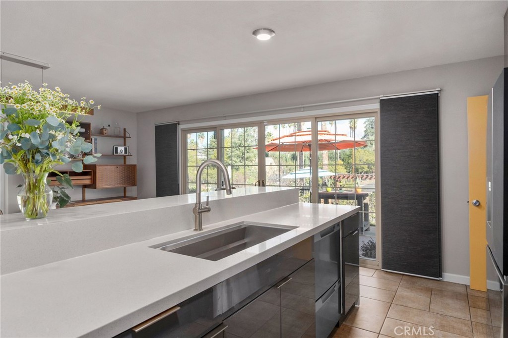 1400 Elizabeth Street Redlands, CA 92373 - Photo 16 of 50 Kitchen