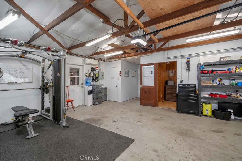 1400 Elizabeth Street Redlands, CA 92373 - Photo 33 of 50 2 Car Garage w Additional Office