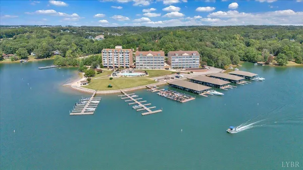 $149,500 | 1273 Graves Harbor Trail, Unit 3203, Huddleston, VA 24104