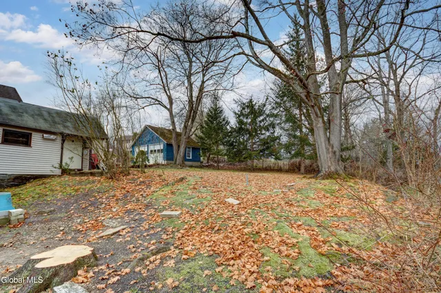 $94,900 | 10 Shaper Avenue, Canajoharie, NY 13317