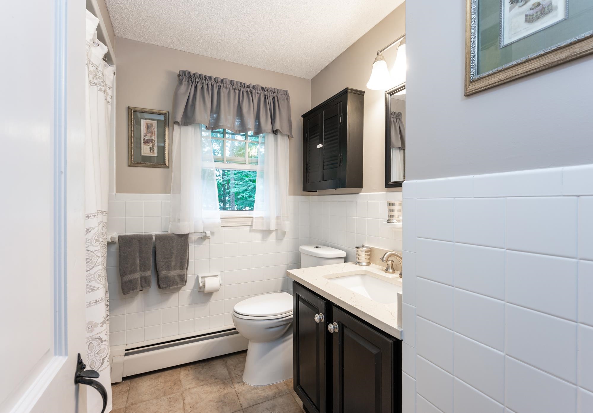 3 Olde Coach Road Derry, NH 03038 - Photo 26 of 40