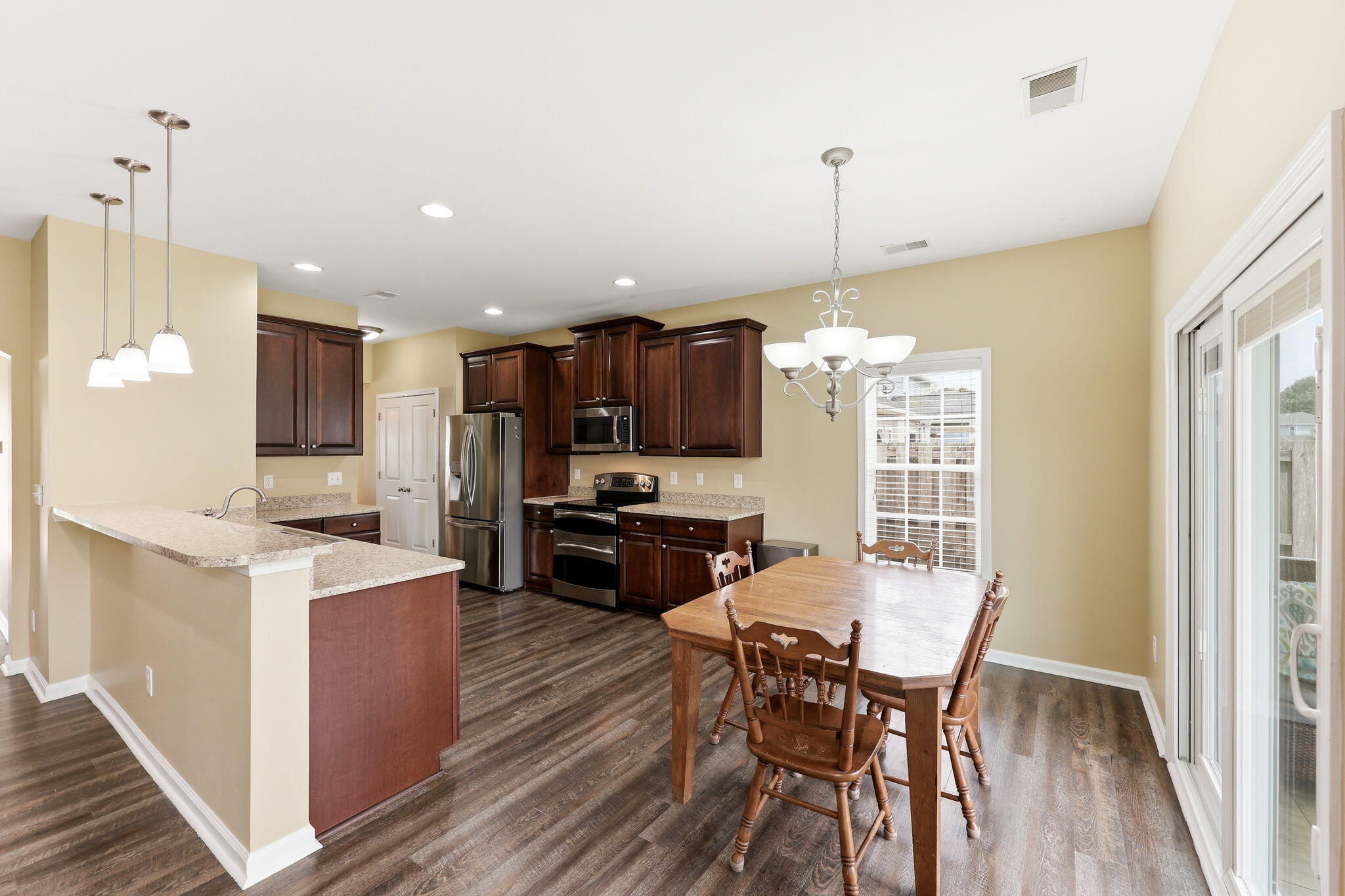 8017 Henderson Road Summerville, SC 29483 - Photo 24 of 58 28-web-or-mls-8017_026