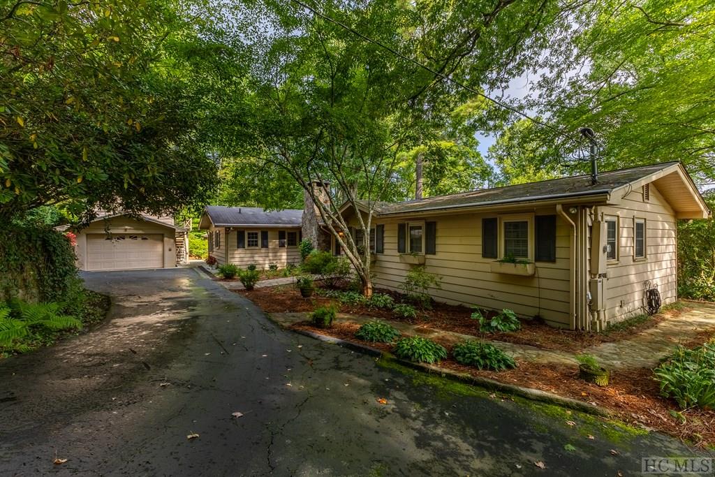 554 Moorewood Road Highlands, NC 28741 - Photo 19 of 30 Gallery Image 19