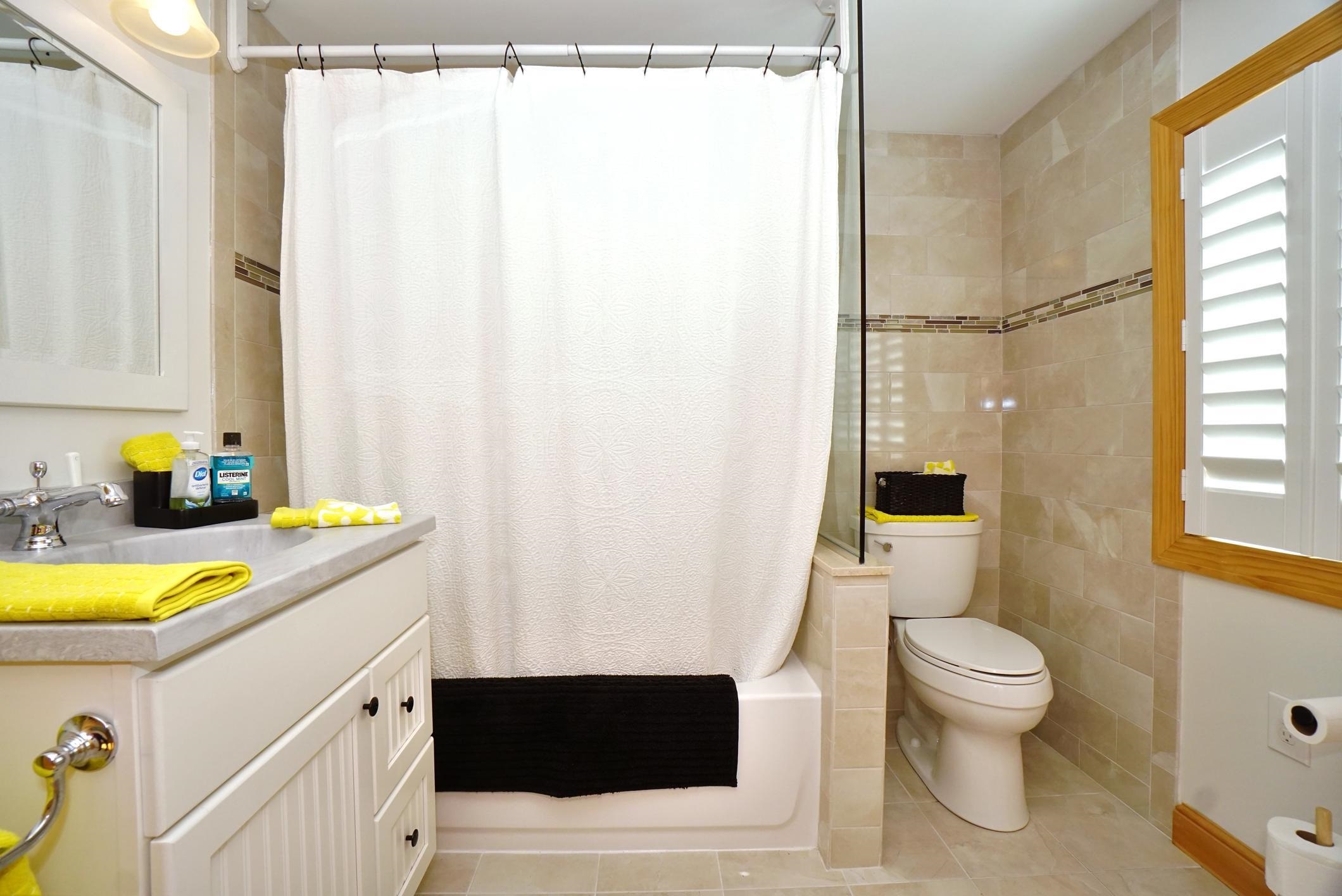 117 C Chases Grove Road Derry, NH 03038 - Photo 18 of 35