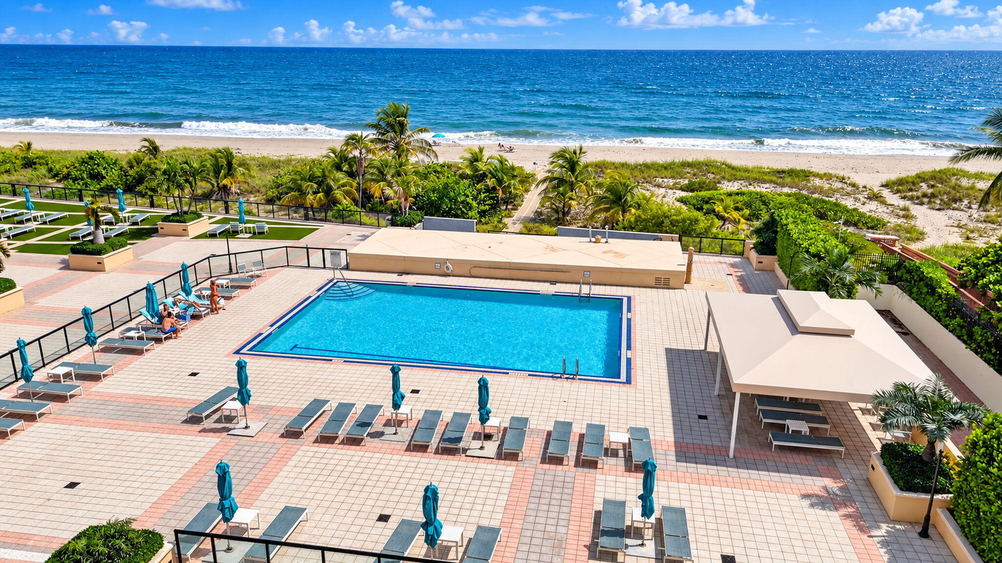 2000 South Ocean Boulevard, Unit 16B Boca Raton, FL 33432 - Photo 50 of 75 Pool Deck