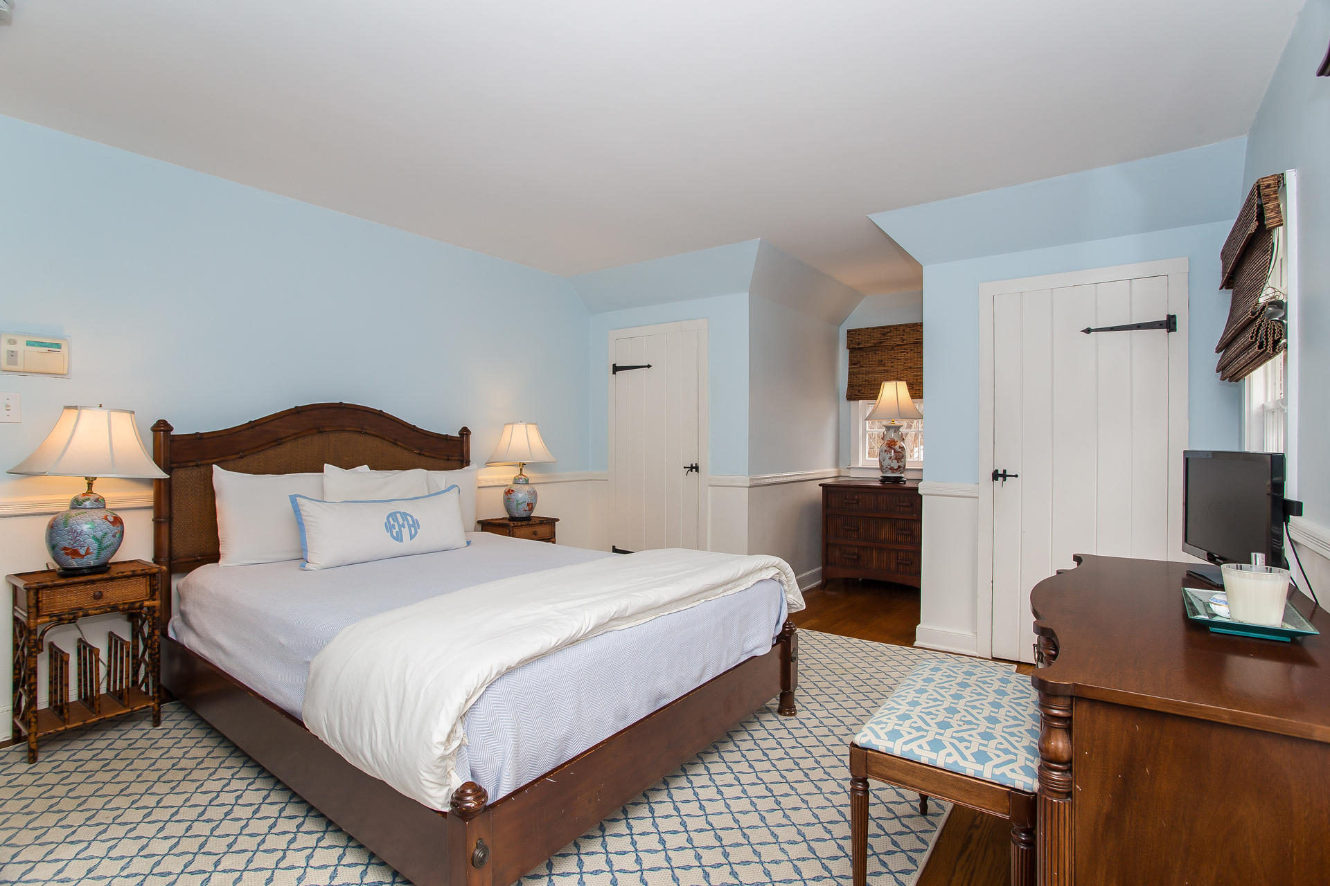 33 Brookside Road Darien, CT 06820 - Photo 20 of 32 Master with Alcove
