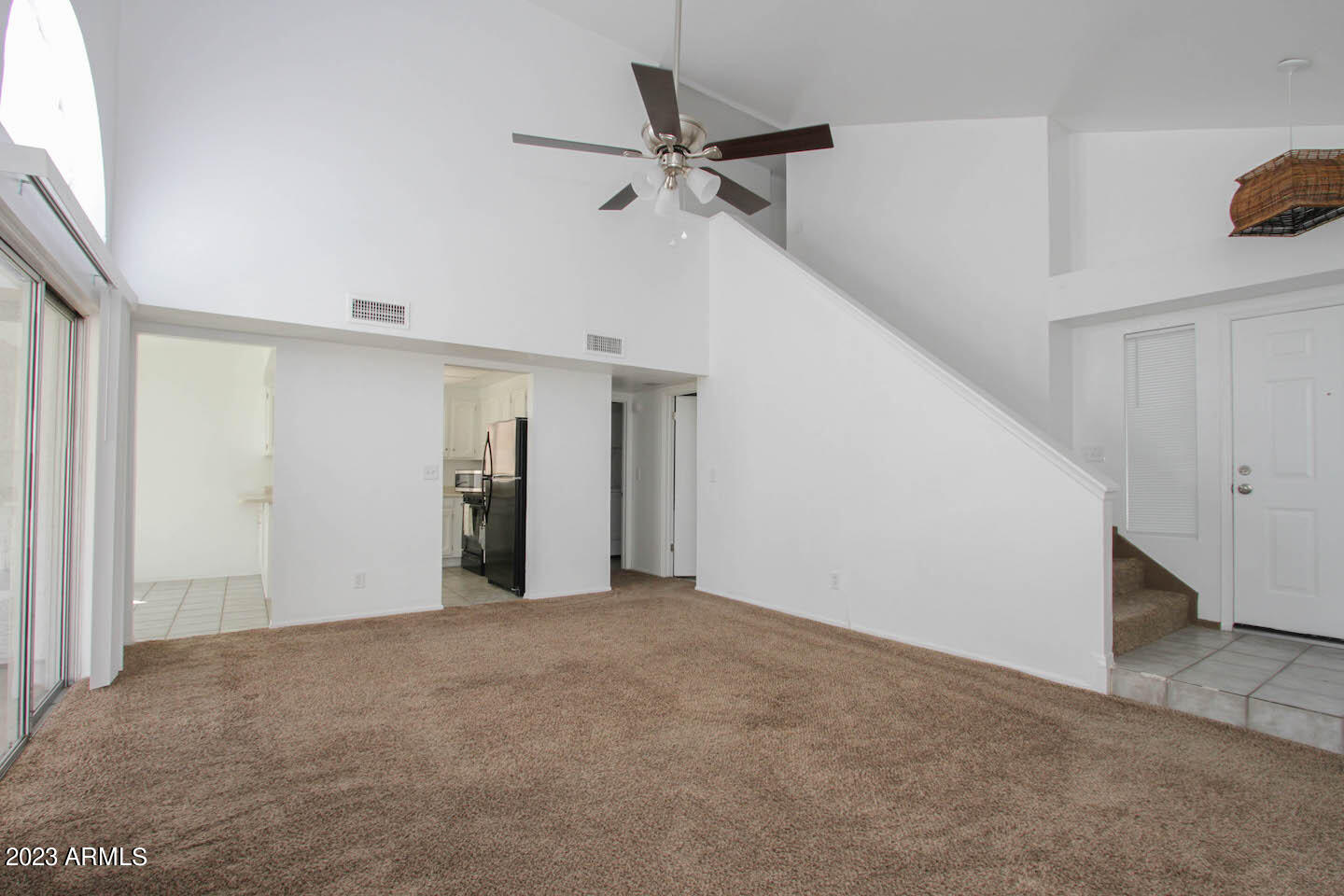 4401 West Tonto Road Glendale, AZ 85308 - Photo 14 of 29 a view of an empty room with a window