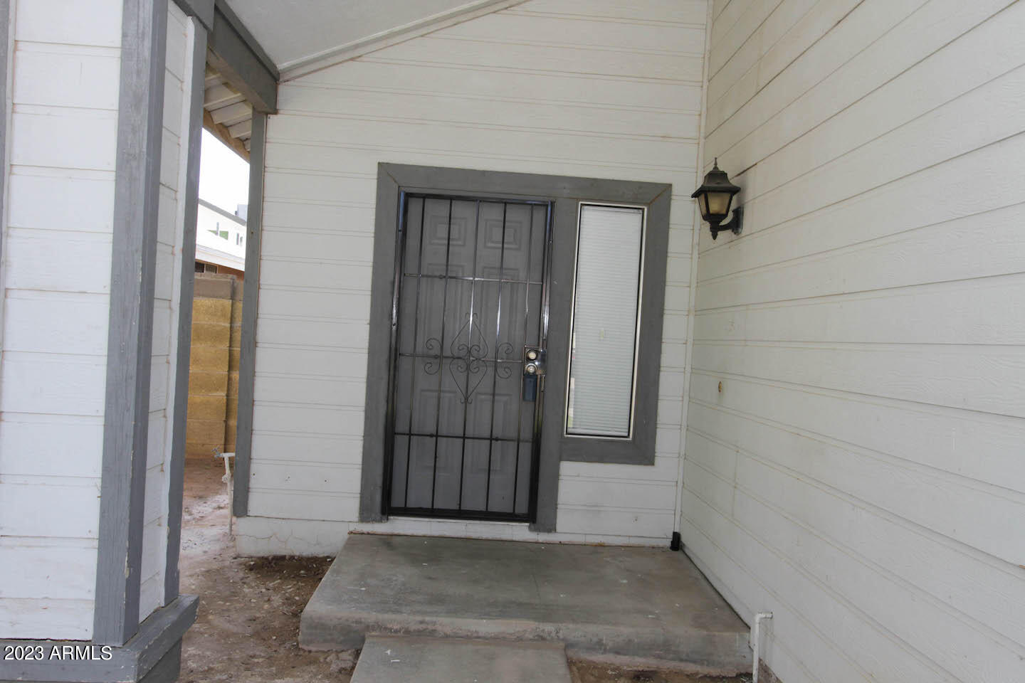 4401 West Tonto Road Glendale, AZ 85308 - Photo 3 of 29 a view of entryway