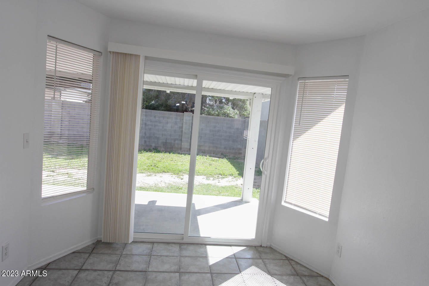 4401 West Tonto Road Glendale, AZ 85308 - Photo 10 of 29 4401 W Tonto Rd-10