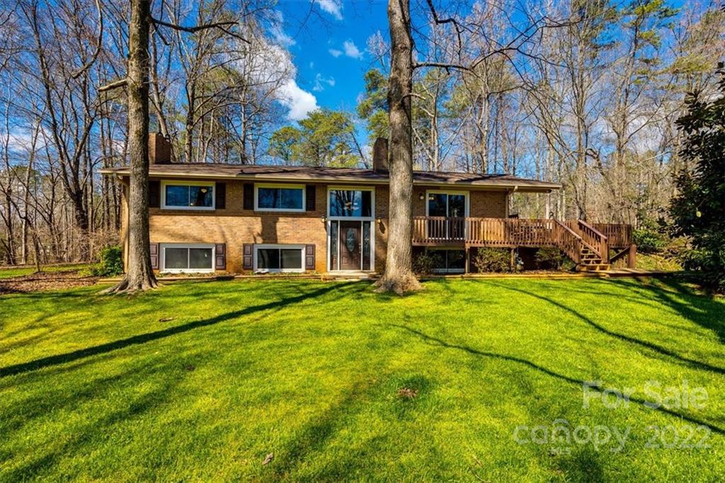 745 Stateline Road Lake Wylie, SC 29710 - Photo 1 of 38 Gallery Image 1