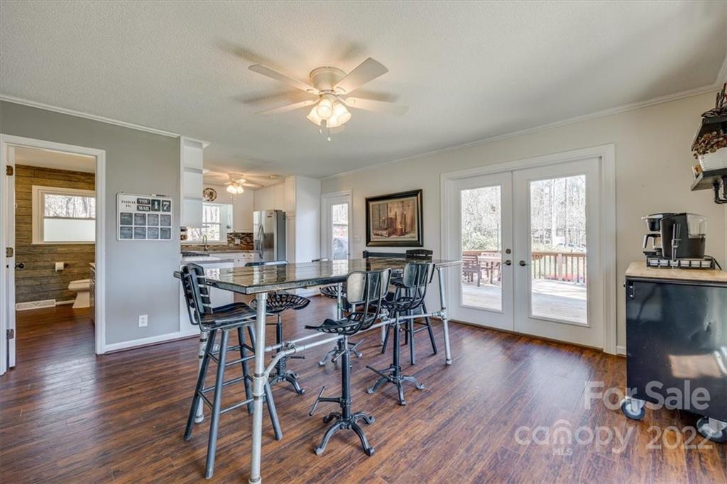 745 Stateline Road Lake Wylie, SC 29710 - Photo 20 of 38 Gallery Image 20