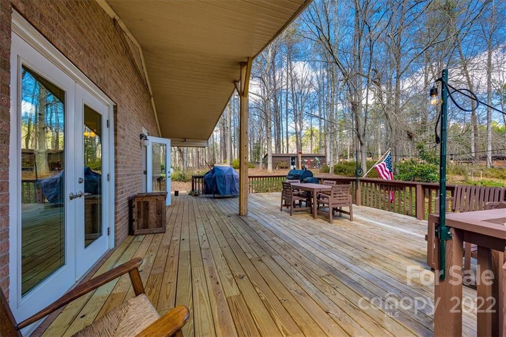 745 Stateline Road Lake Wylie, SC 29710 - Photo 29 of 38 Gallery Image 29