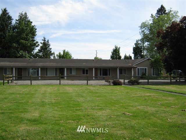 9240 Garrison Road Sumas, WA 98295 - Photo 3 of 16 a front view of house with yard and seating area