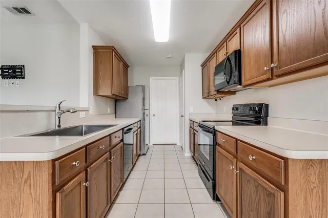 $2,350 | 4313 Sonoma Drive, Denton, TX 76226