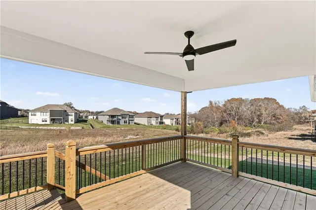 $699,999 | 7620 North Booth Avenue, Kansas City, MO 64138