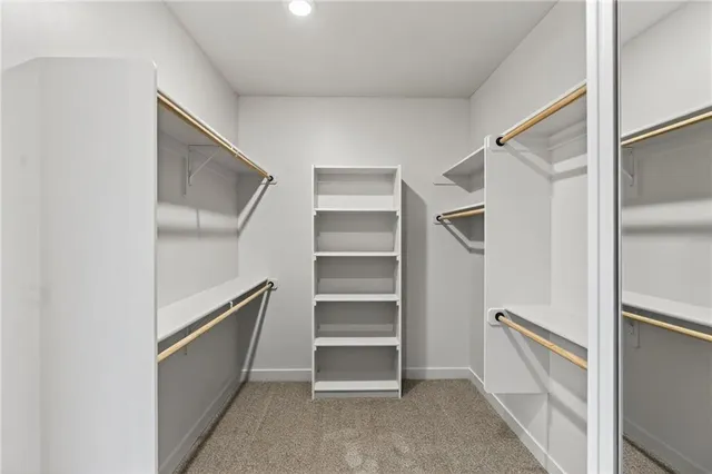 $699,999 | 7620 North Booth Avenue, Kansas City, MO 64138