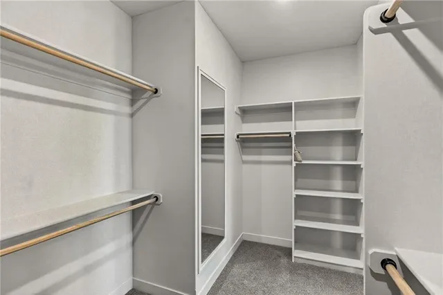 $699,999 | 7620 North Booth Avenue, Kansas City, MO 64138