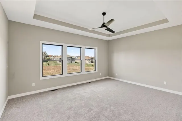 $699,999 | 7620 North Booth Avenue, Kansas City, MO 64138