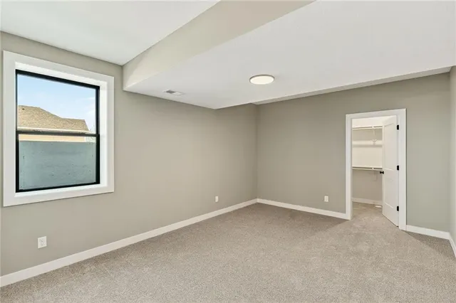 $699,999 | 7620 North Booth Avenue, Kansas City, MO 64138