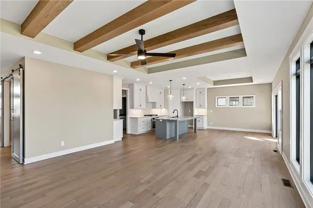 $699,999 | 7620 North Booth Avenue, Kansas City, MO 64138