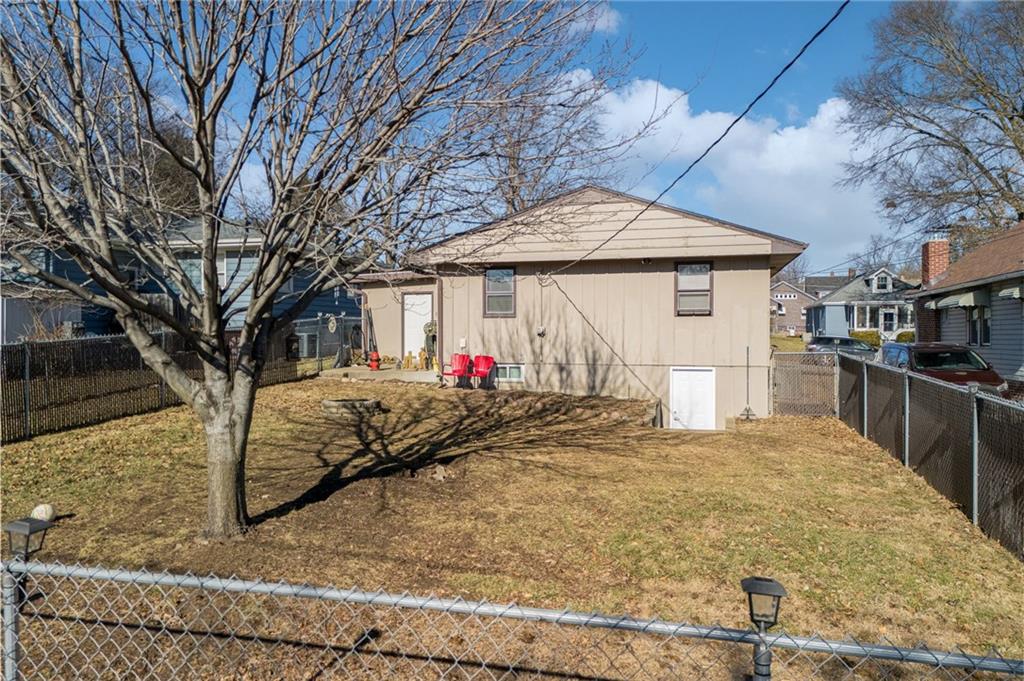 2406 Edmond Street St. Joseph, MO 64501 - Photo 17 of 19