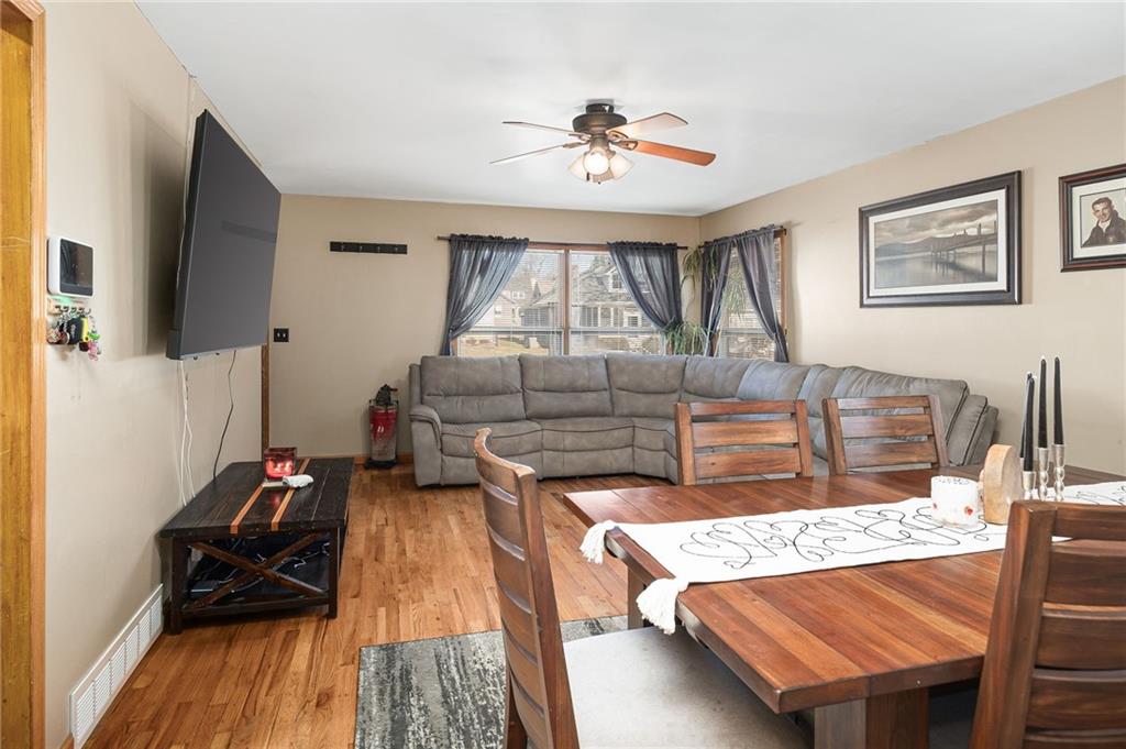 2406 Edmond Street St. Joseph, MO 64501 - Photo 4 of 19