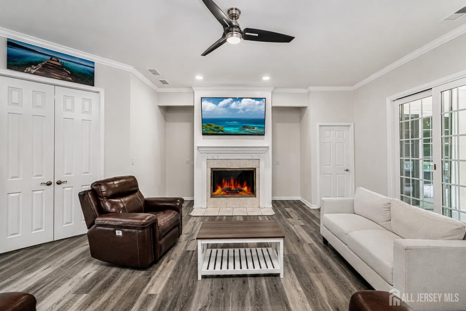 93 Sand Hills Road Kendall Park, NJ 08824 - Photo 11 of 31
