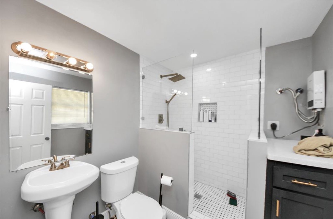 7309 Moline Street, Unit B Houston, TX 77087 - Photo 6 of 7
