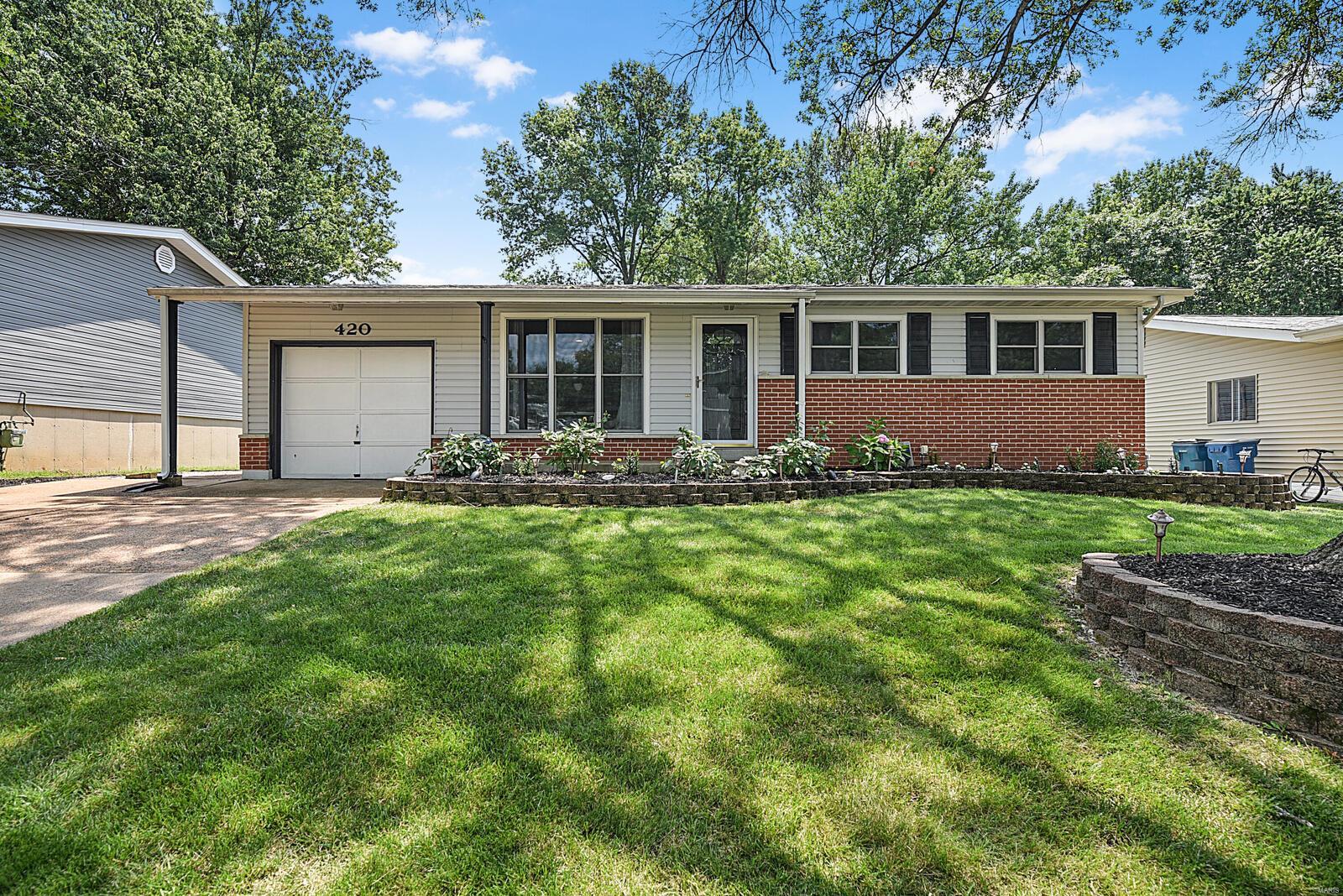 420 Lindy Boulevard Manchester, MO 63021 - Photo 2 of 27