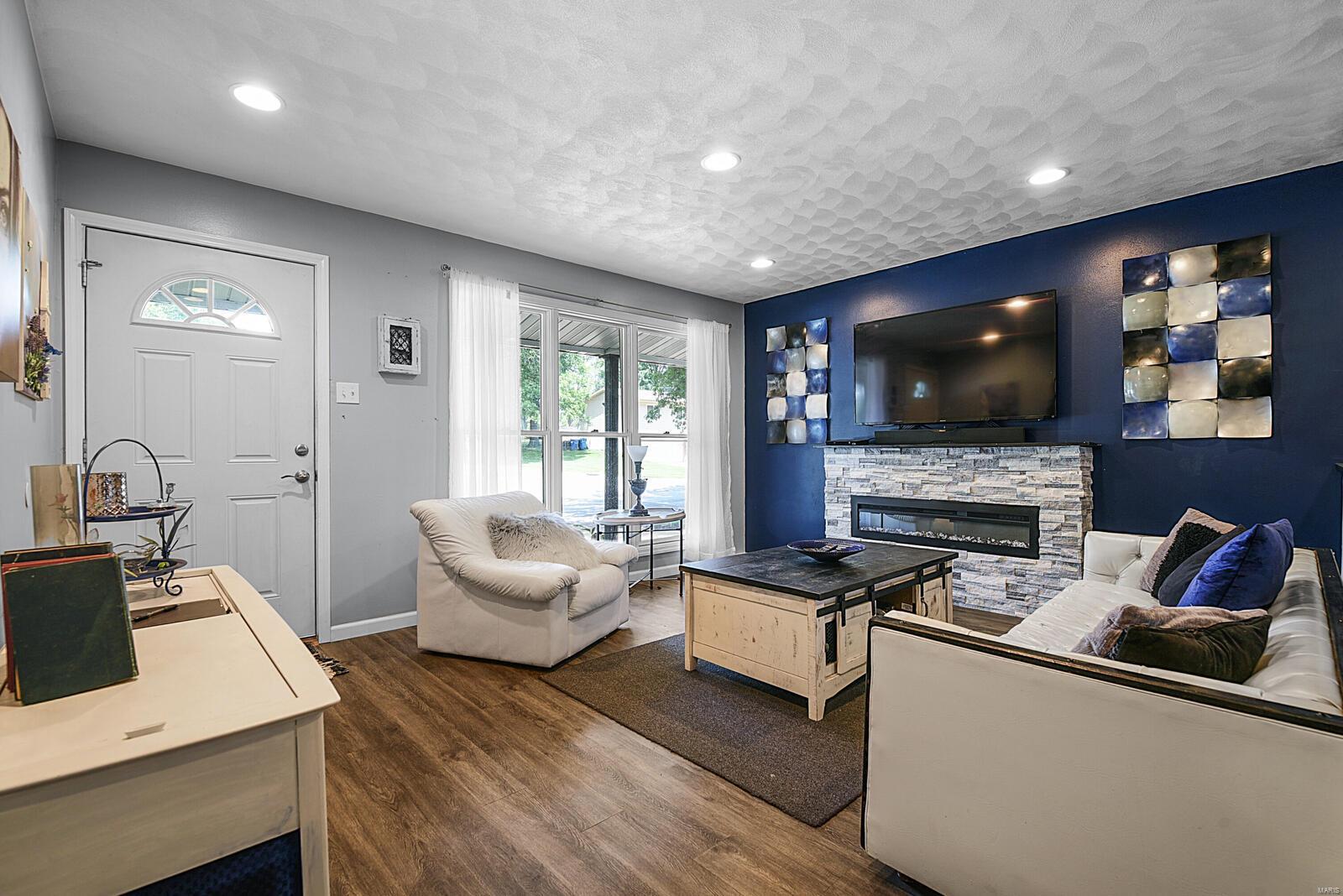 420 Lindy Boulevard Manchester, MO 63021 - Photo 3 of 27