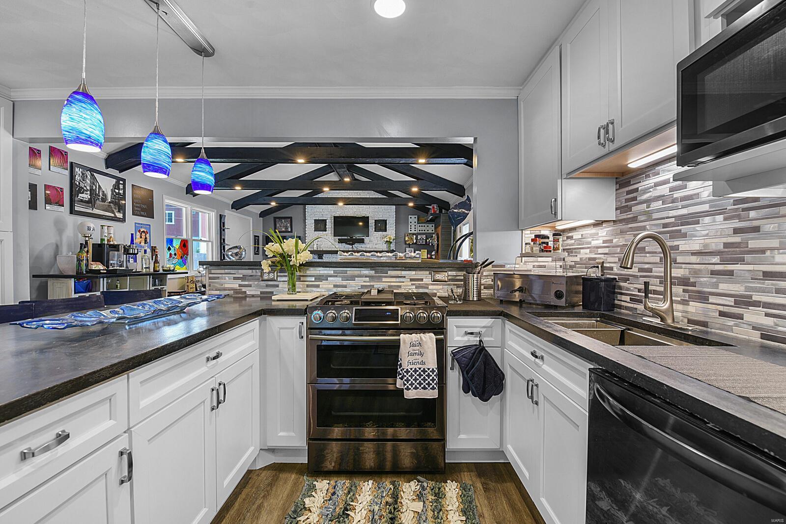 420 Lindy Boulevard Manchester, MO 63021 - Photo 7 of 27