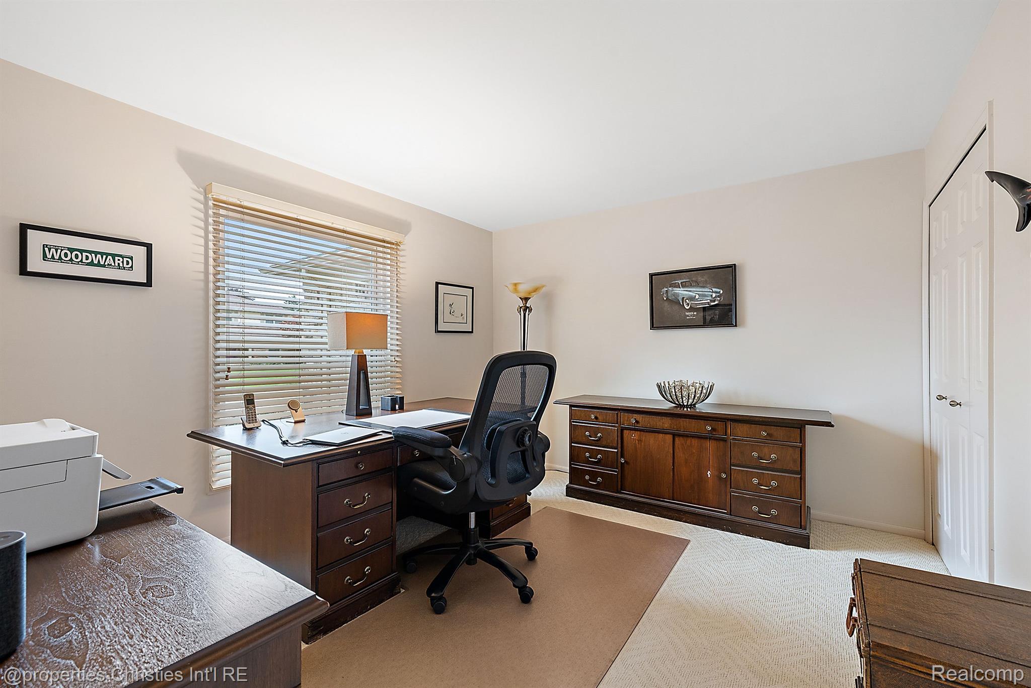 428 Lake Forest Road Rochester, MI 48309 - Photo 18 of 62 Main Floor office