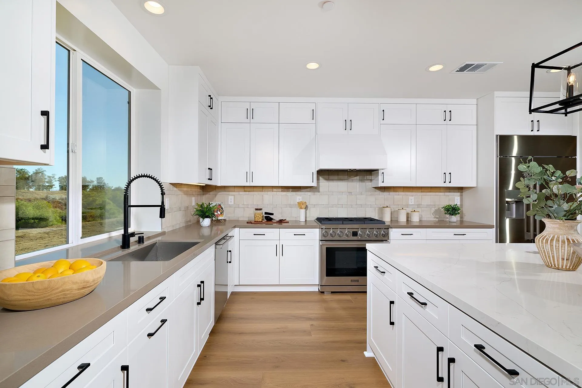 39301 Corte Venture Temecula, CA 92592 - Photo 25 of 37