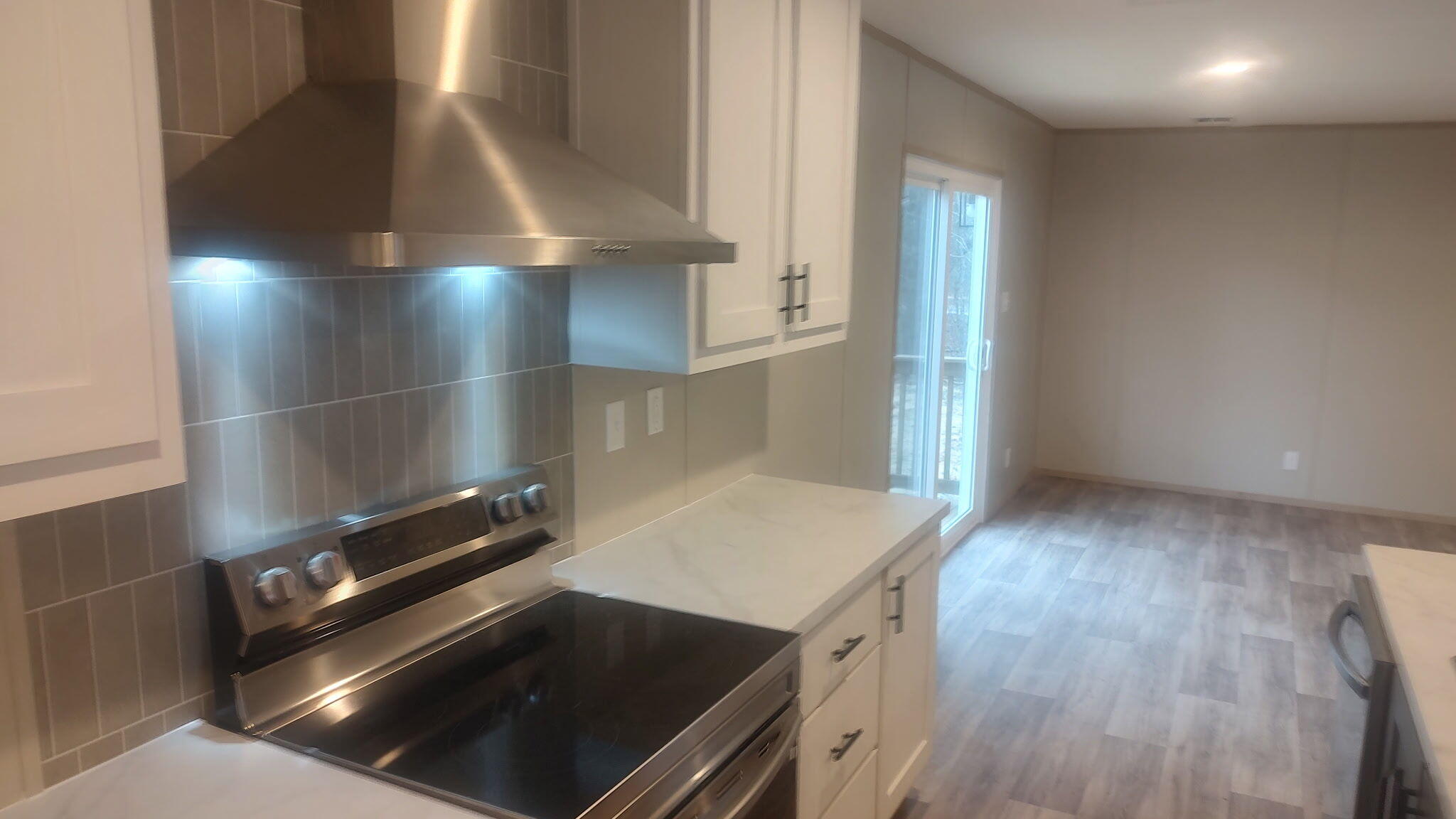 1069 Wild Rose Court Manning, SC 29102 - Photo 5 of 13 kitchen