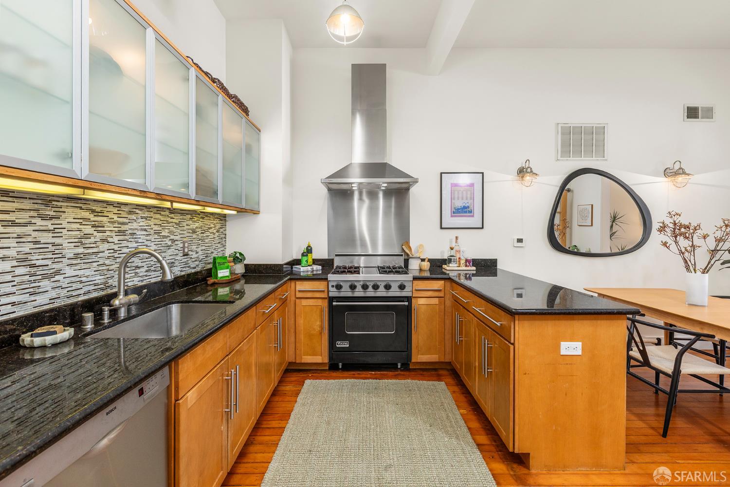 964 Potrero Avenue San Francisco, CA 94110 - Photo 10 of 31 Gallery Image 10