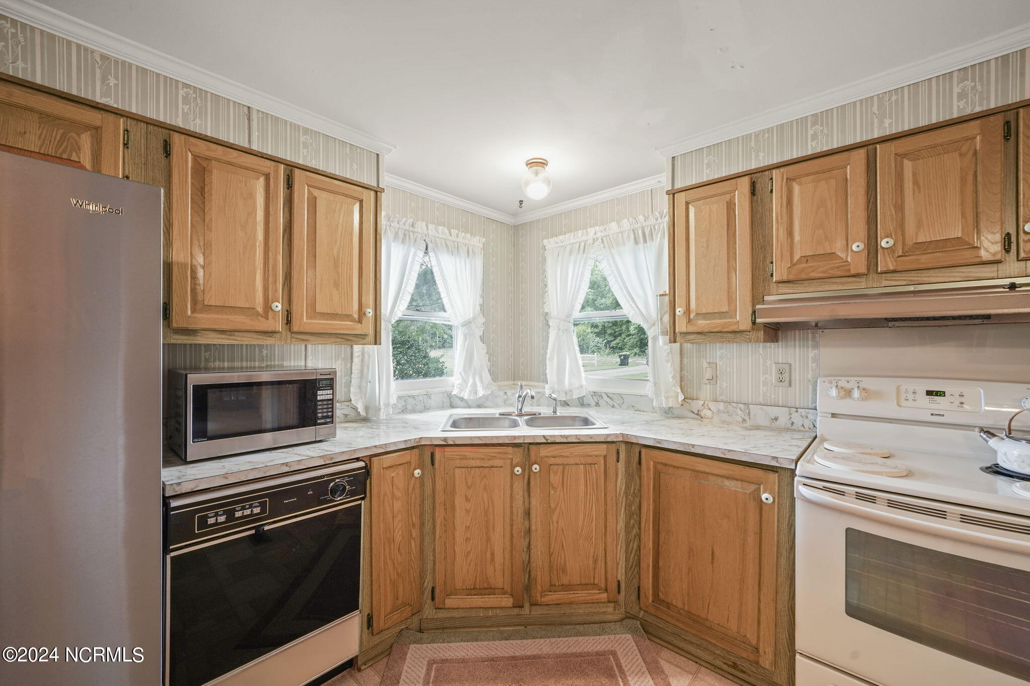 8108 Zebulon Road Youngsville, NC 27596 - Photo 4 of 39 19-web-or-mls-DSC08929