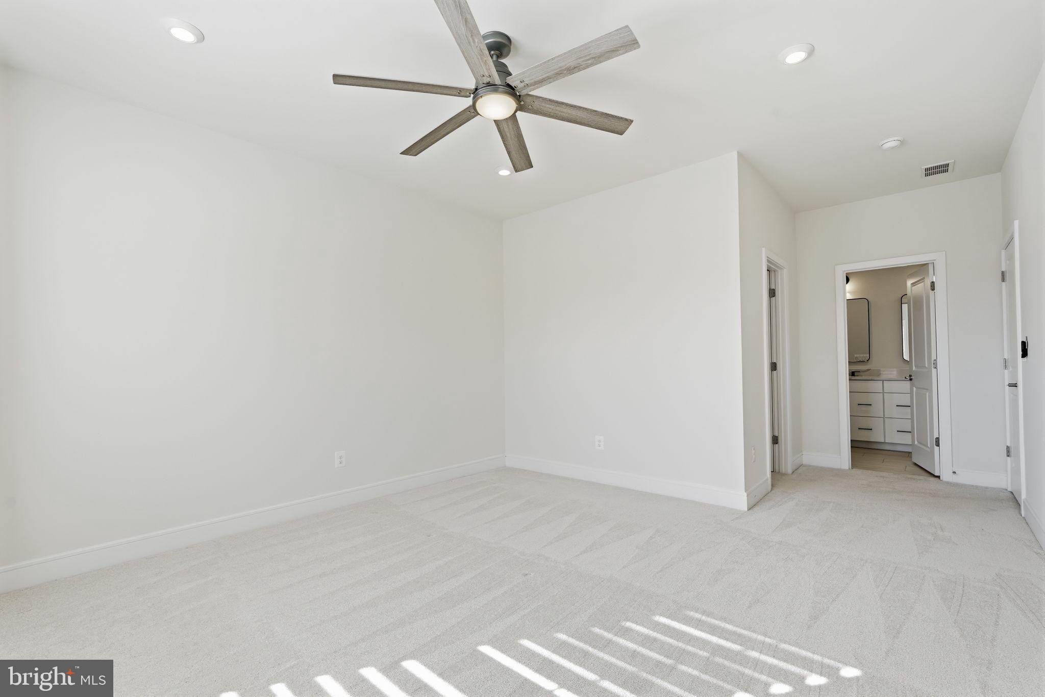 14679 Grand Cru Loop Gainesville, VA 20155 - Photo 33 of 41 an empty room