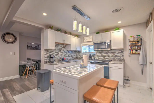 $159,900 | 2080 Wright Street, Gary, IN 46404