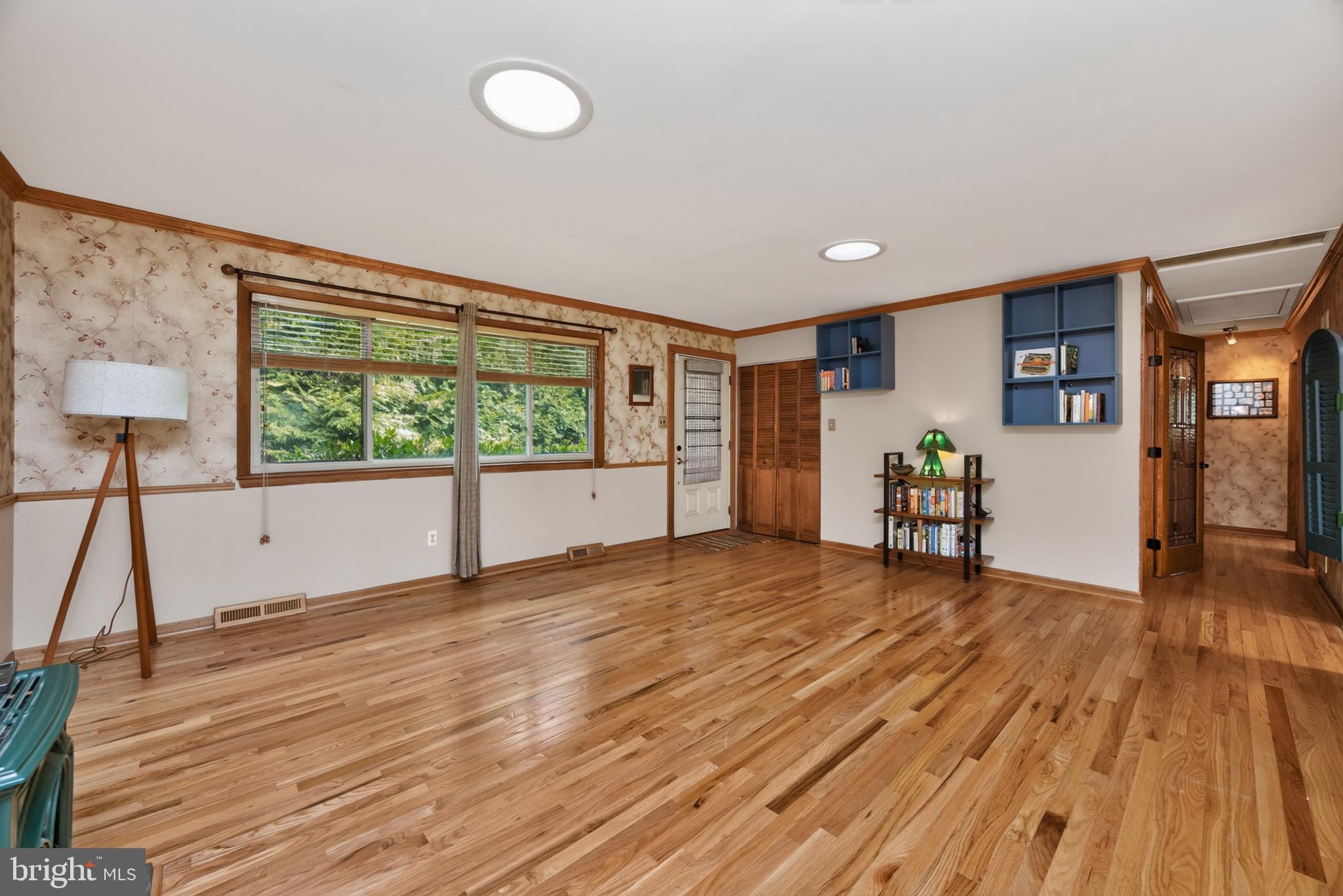 752 Raynham Road Collegeville, PA 19426 - Photo 9 of 62 Living Room