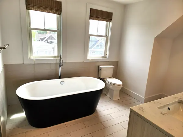 $880,000 | 84 Romsey Street, Unit 3, Boston, MA 02125