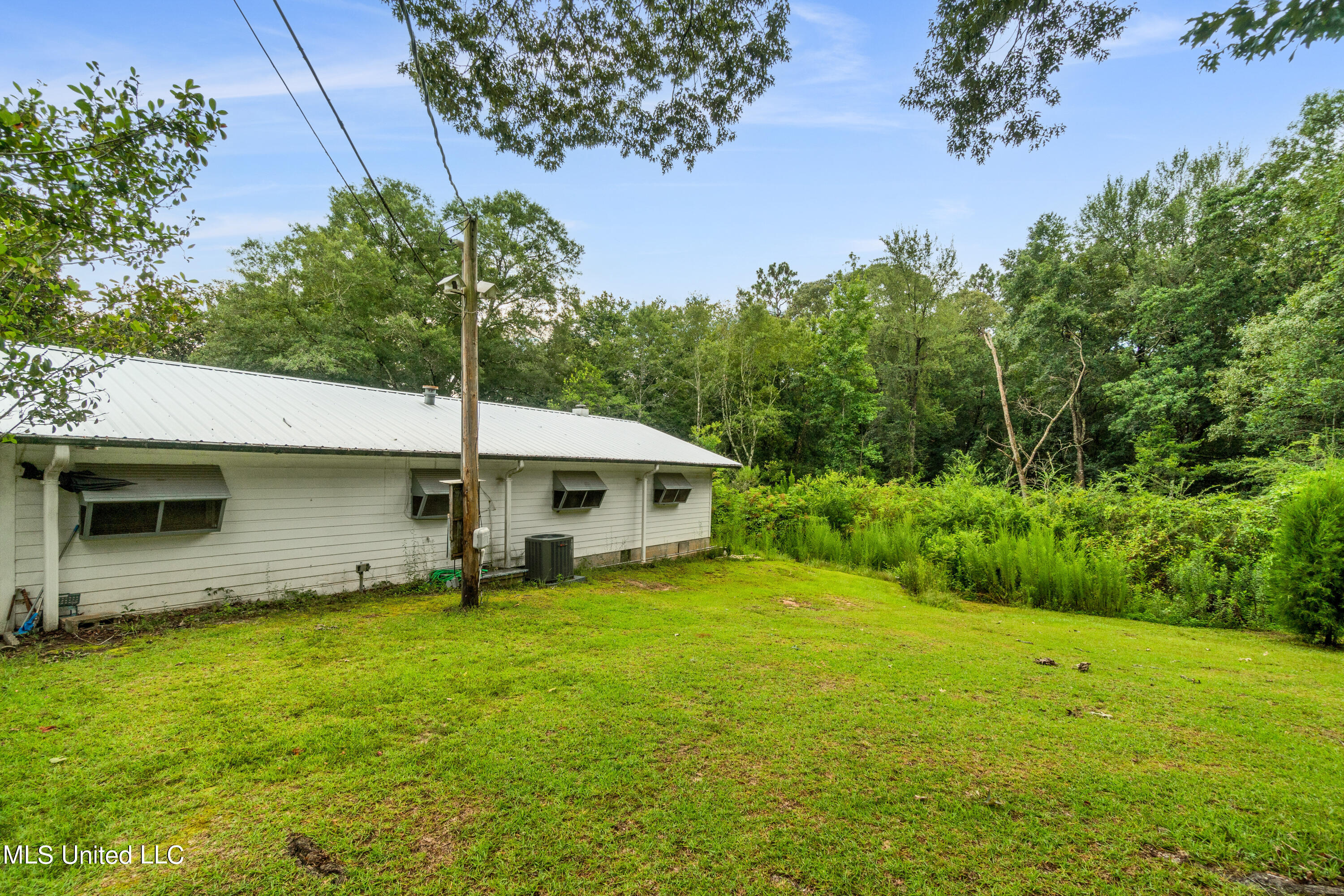 57 Pine Crest Road Purvis, MS 39475 - Photo 15 of 18 57_PINE_CREST_RD-15