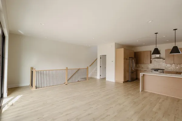 $3,750 | 638 Fulton Street East, Unit D1, Grand Rapids, MI 49503