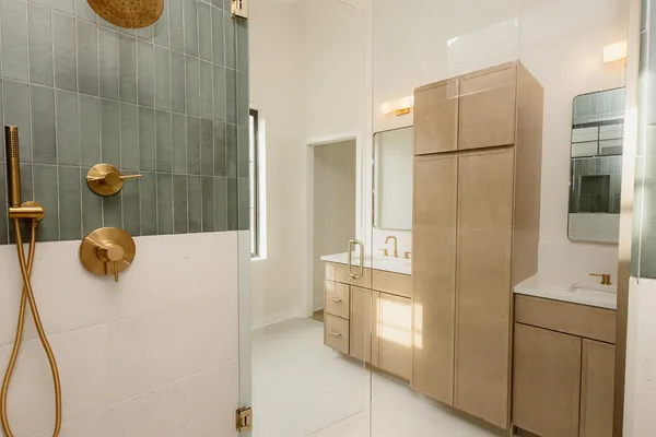 $3,750 | 638 Fulton Street East, Unit D1, Grand Rapids, MI 49503