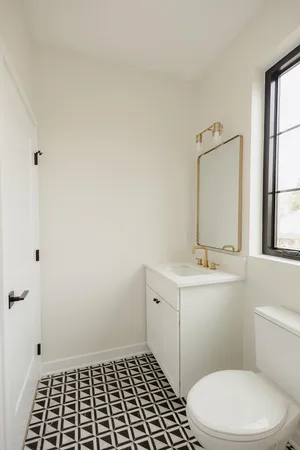 $3,750 | 638 Fulton Street East, Unit D1, Grand Rapids, MI 49503